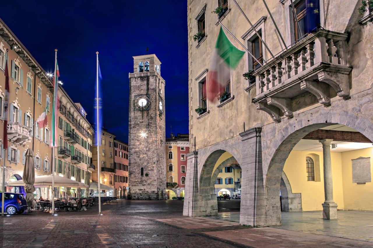 Casa O-Live Lejlighed Riva del Garda Eksteriør billede